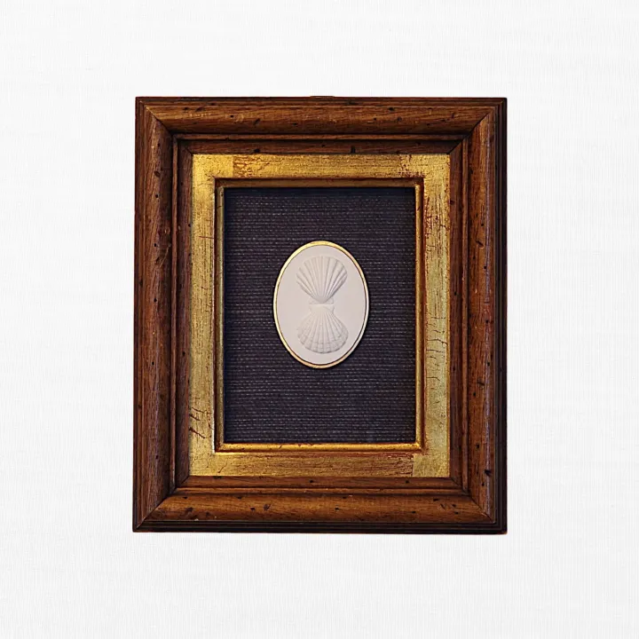 Double Scallop - Vintage Walnut Frame - Navy Wallpaper