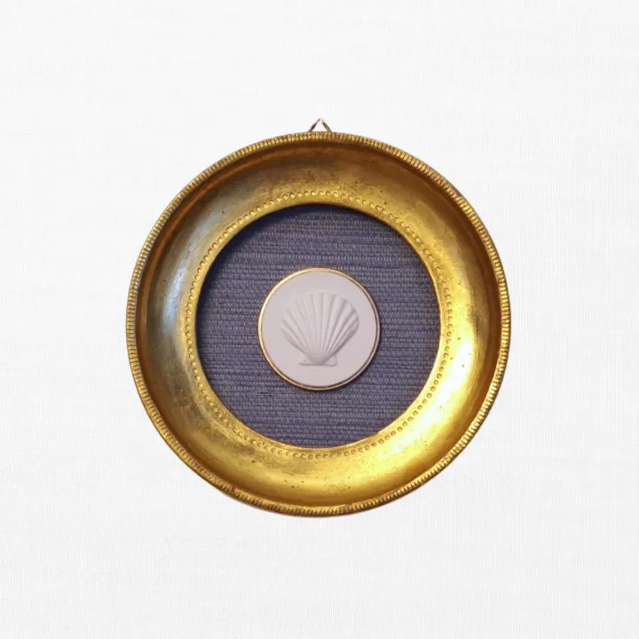 Gilded Tide - Scallop Shell Round Framed Intaglio