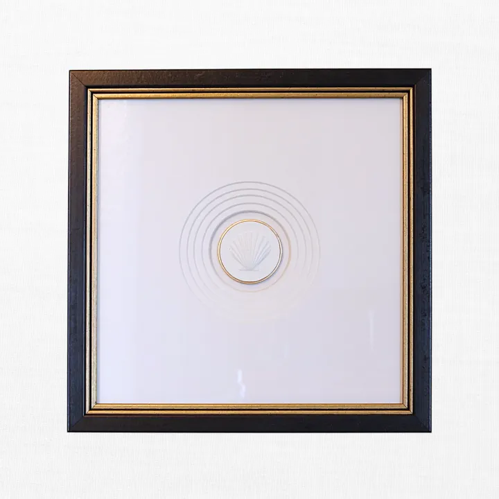 Scallop - Handcrafted Black Frame - White Matboard