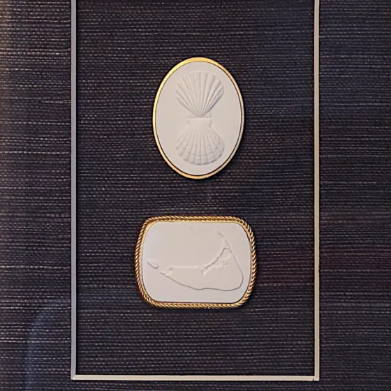 Double Scallop - Nantucket Map - Vintage Gold Frame - Navy Wallpaper, view 3