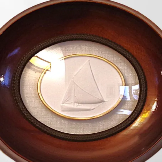 Sailboat - Vintage Red Oval Frame - Curved Glass - Linen, view 3