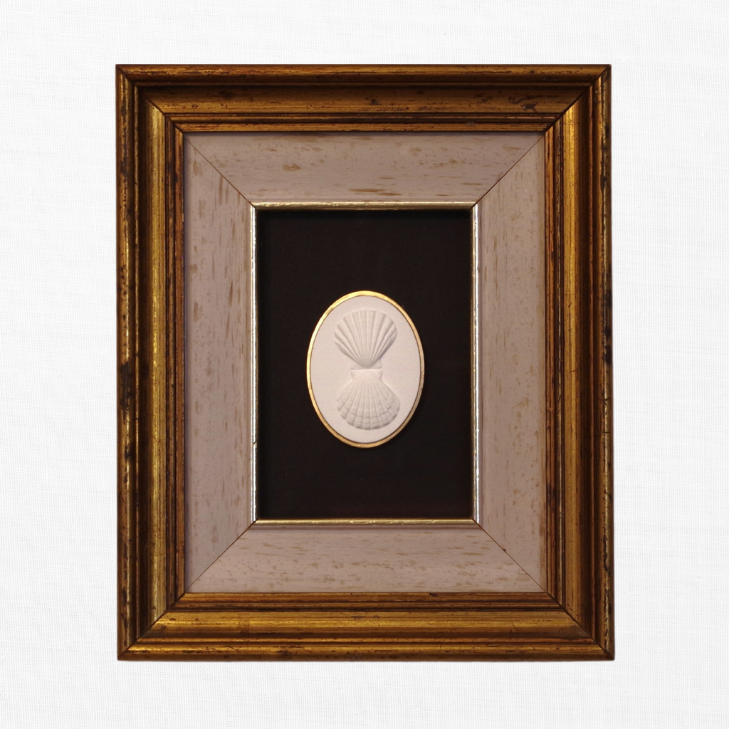1 · Double Scallop · Vintage Gold Frame · Black Matboard