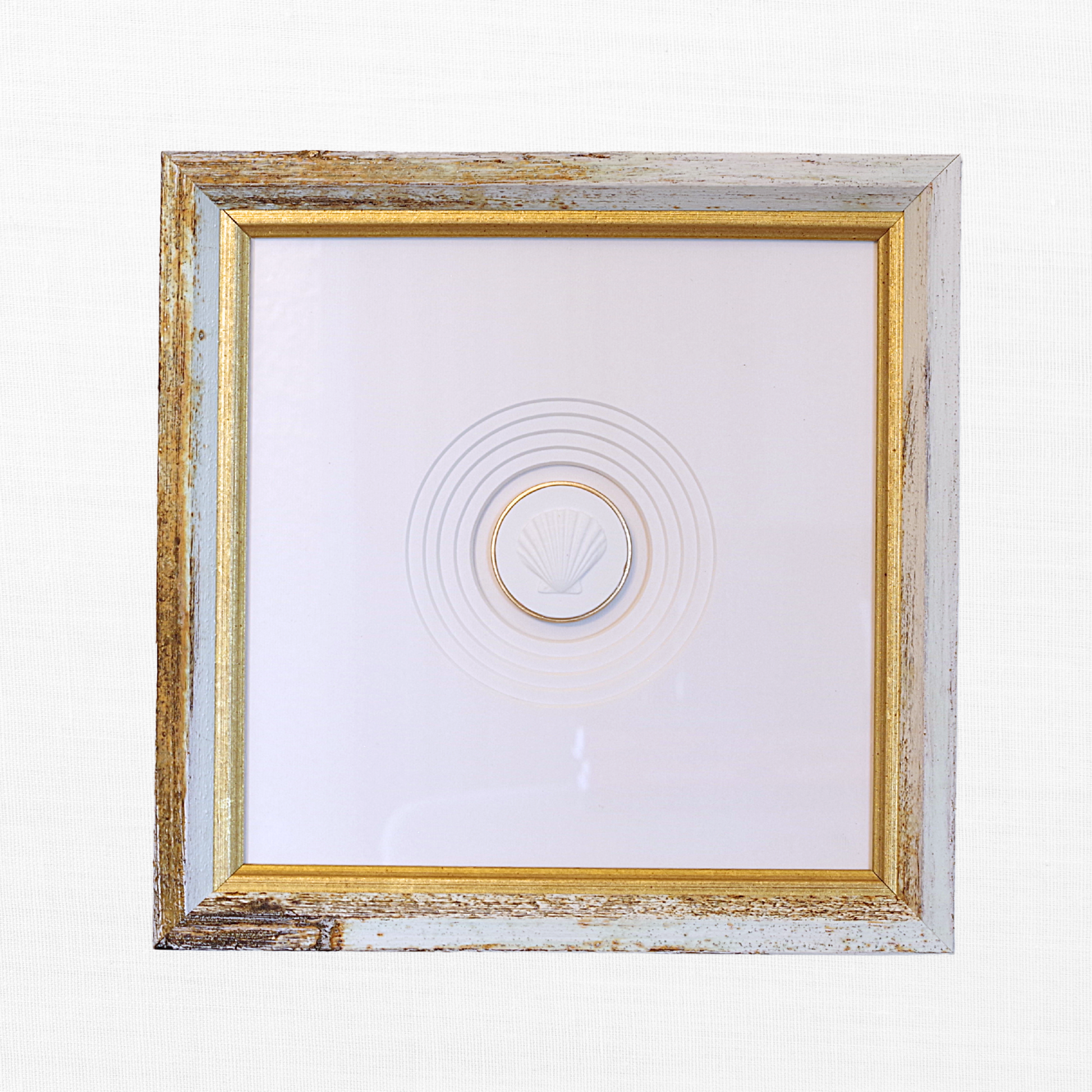Scallop · Handcrafted White Frame · White Matboard