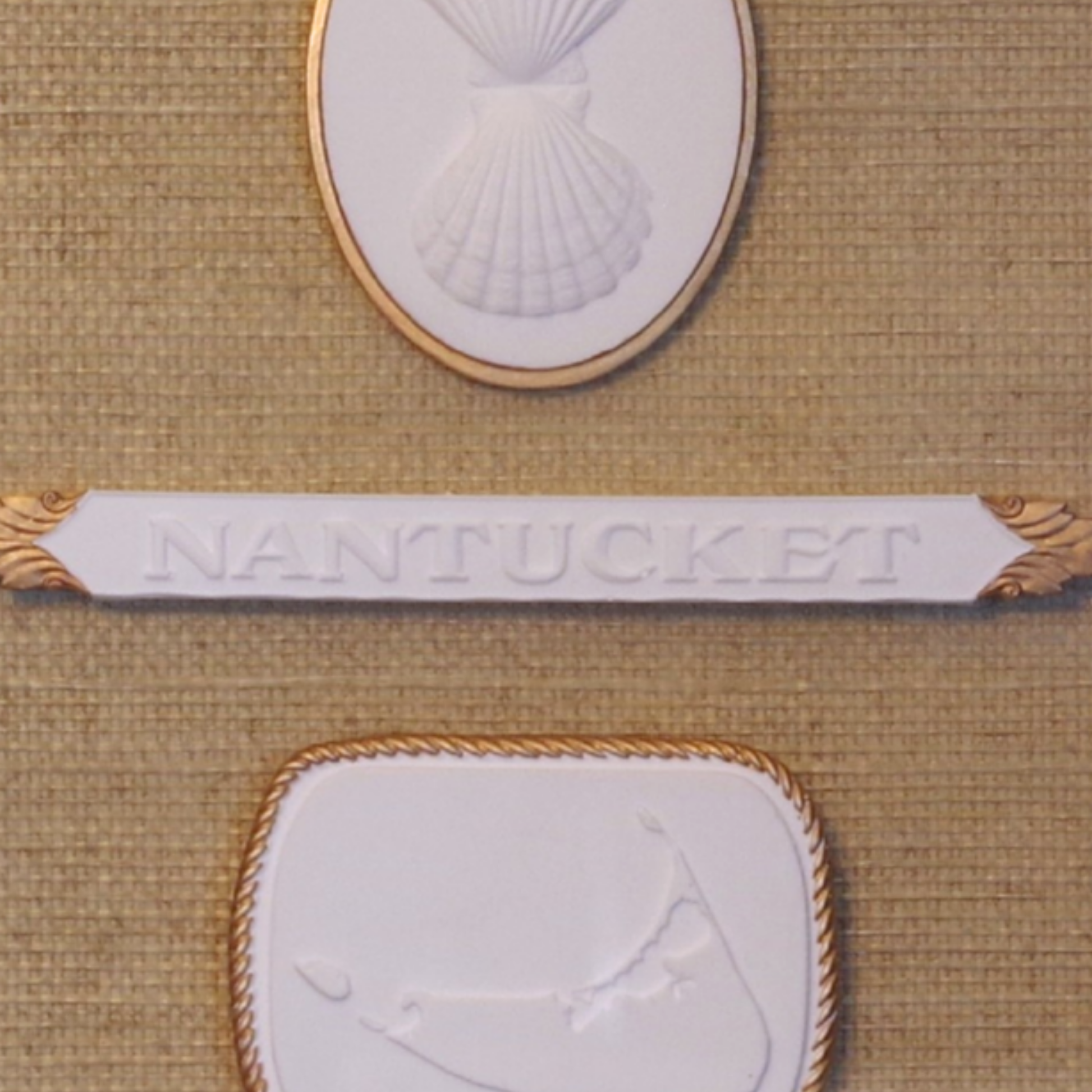 Island Keepsake – Scallop, Nameplate & Nantucket Map Framed Intaglios
